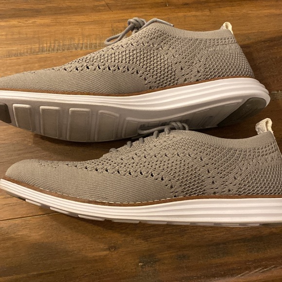 Women’s Wriginal Grand Stitch Wingtip Oxfords - Picture 6 of 9